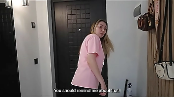 Hot Stepmom gets stepson's cock in her tight pussy by mistake